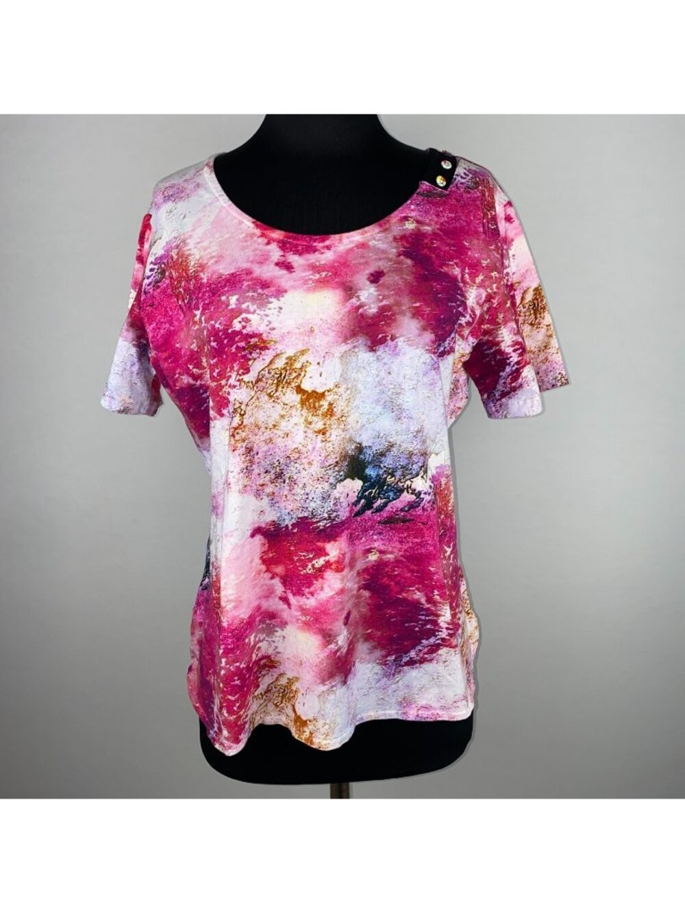 Parsley & Sage Artsy Top Womens M Patterned Watercolor Abstract Button Accents